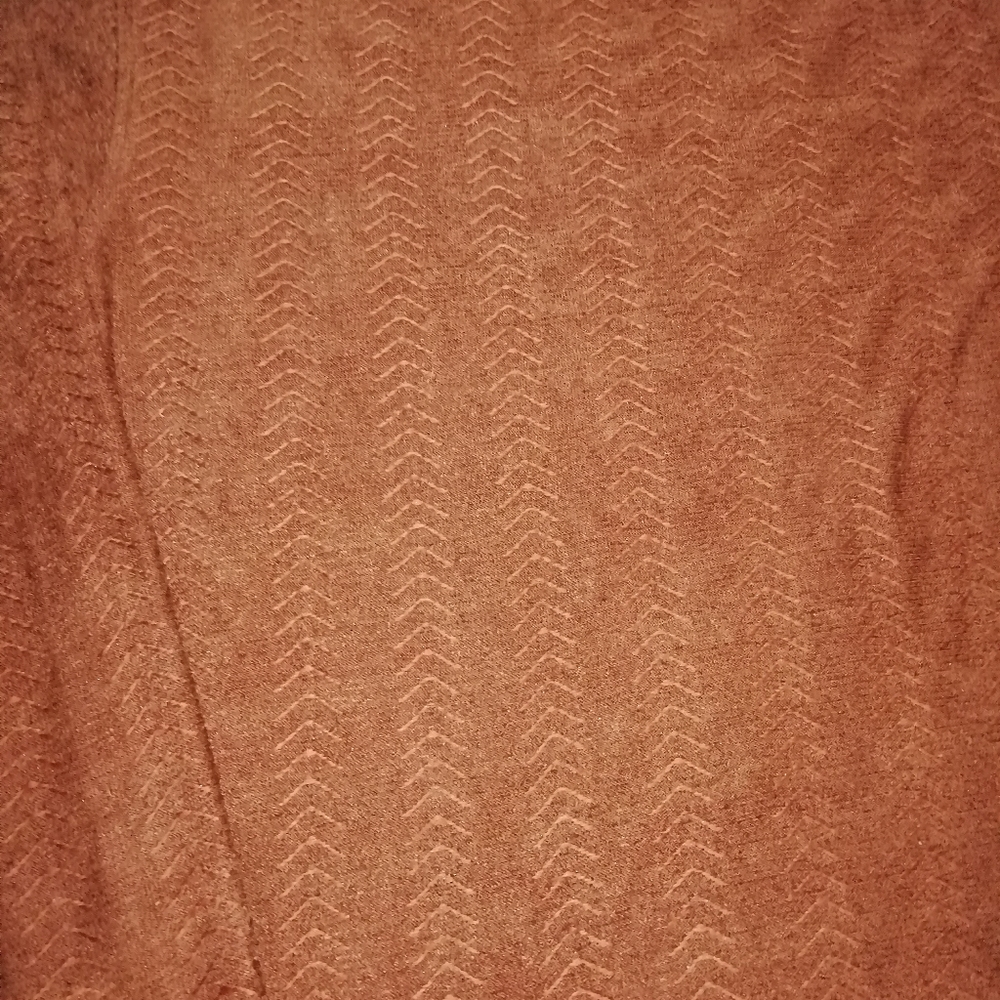 Brand new brown color  sweater fully stretchable and very soft cloth UK M-UK L - Picture 3 of 3